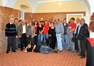 bonsai es suiseki mustra bonsai es suiseki kiallitas az erdi varosi galeriaban hungary marczika bonsai studio